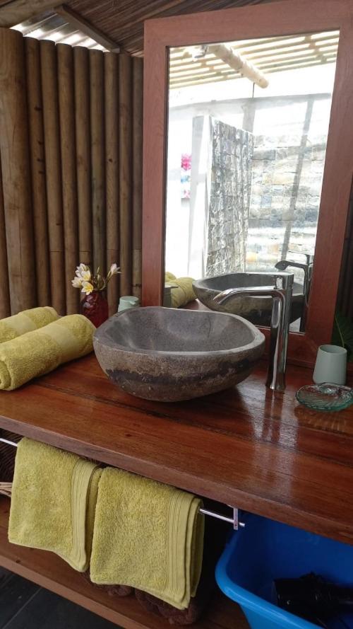 Brahmanhut - Eco Hut Experience In Harmony With Nature, Wellbeing And Spirit Bain Boeuf Eksteriør billede